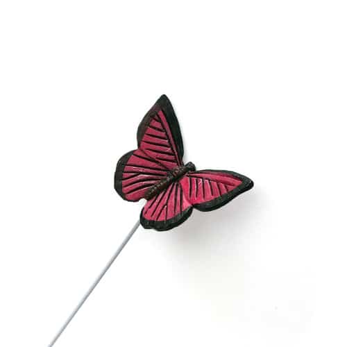 Blomsticka med handmålad fjäril, mörkrosa (cerise)